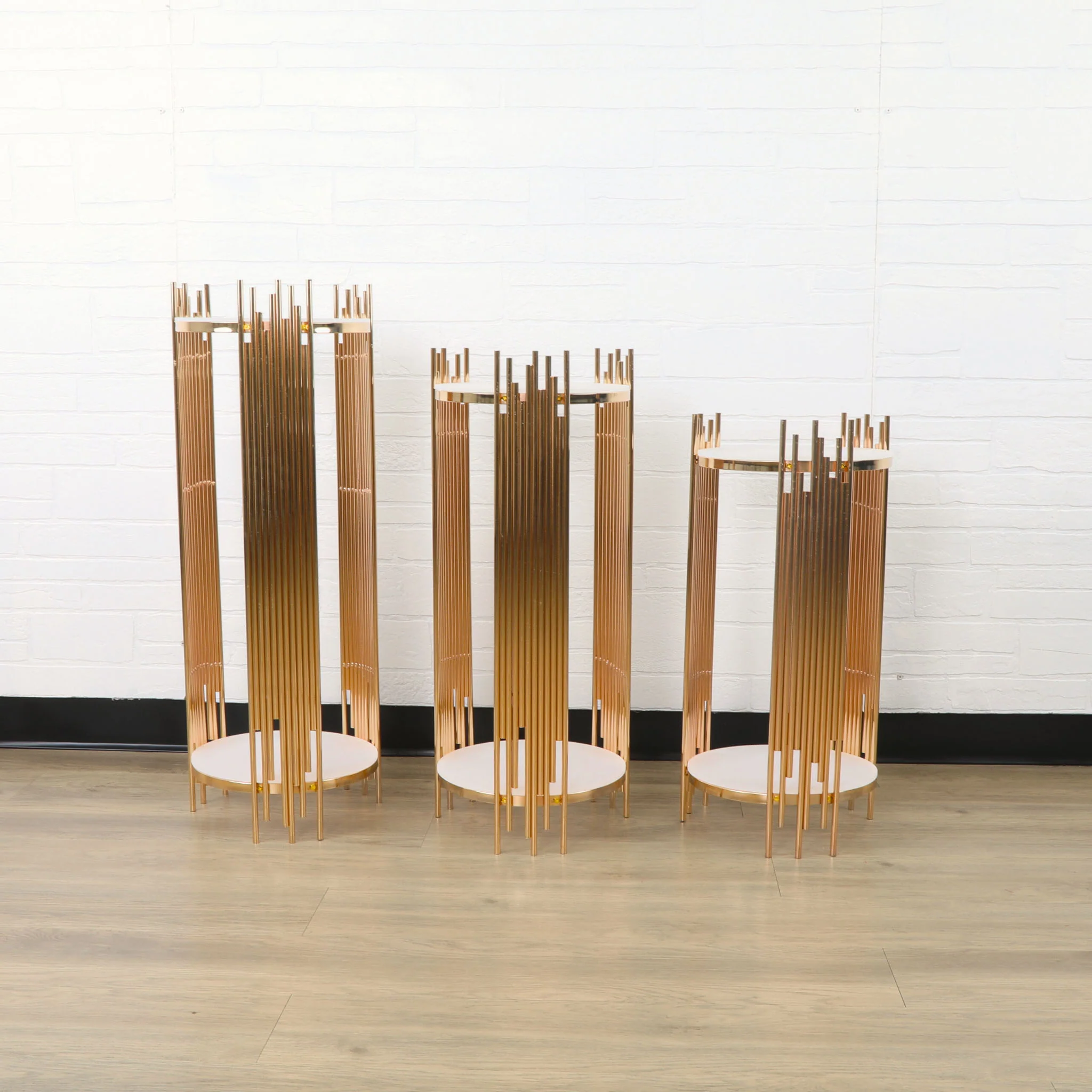 3 pcs of Gold Plinths Round Display Stand - Image 10