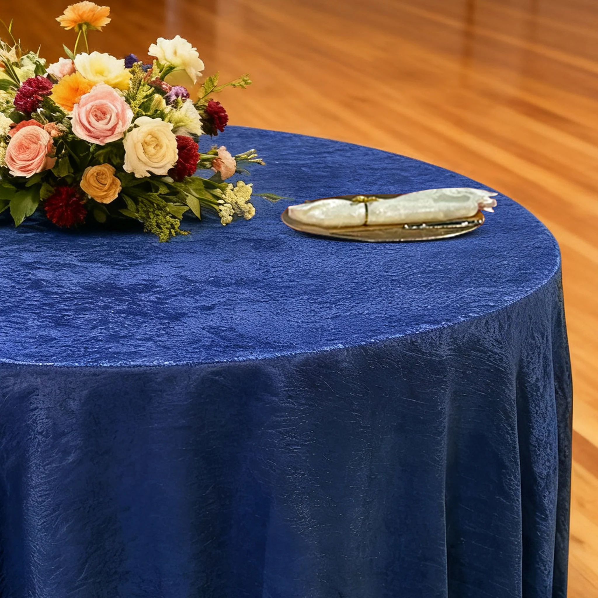 Crinkle Shimmer 120" Round Tablecloth - Royal Blue - Image 3