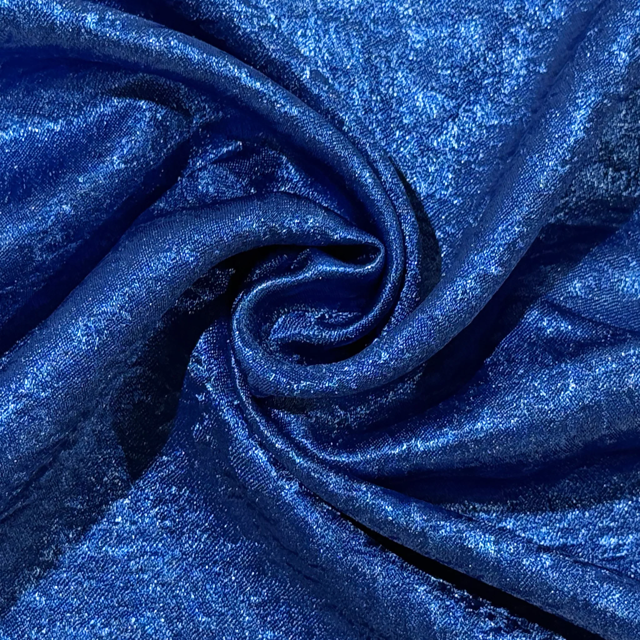 Crinkle Shimmer 120" Round Tablecloth - Royal Blue - Image 4