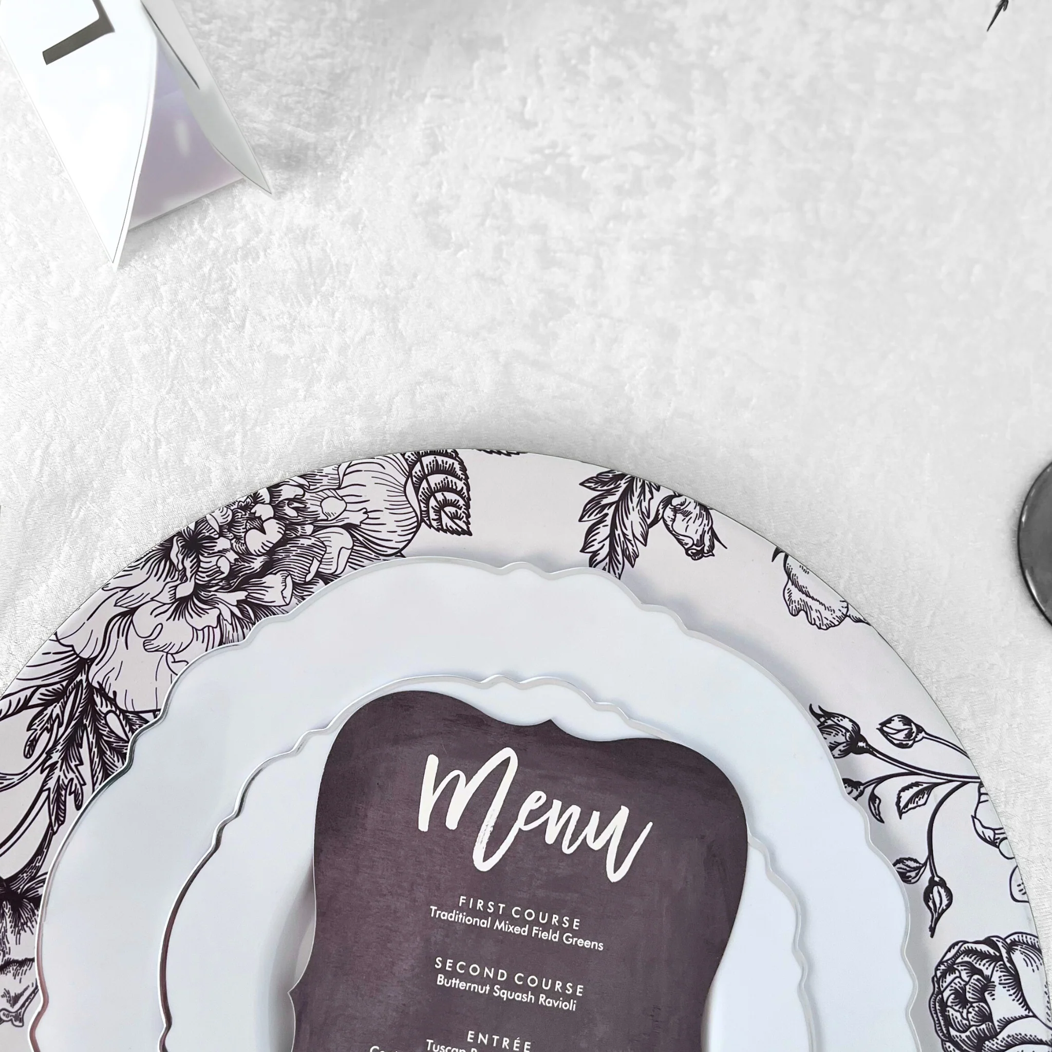 Crinkle Shimmer 120" Round Tablecloth - White - Image 2
