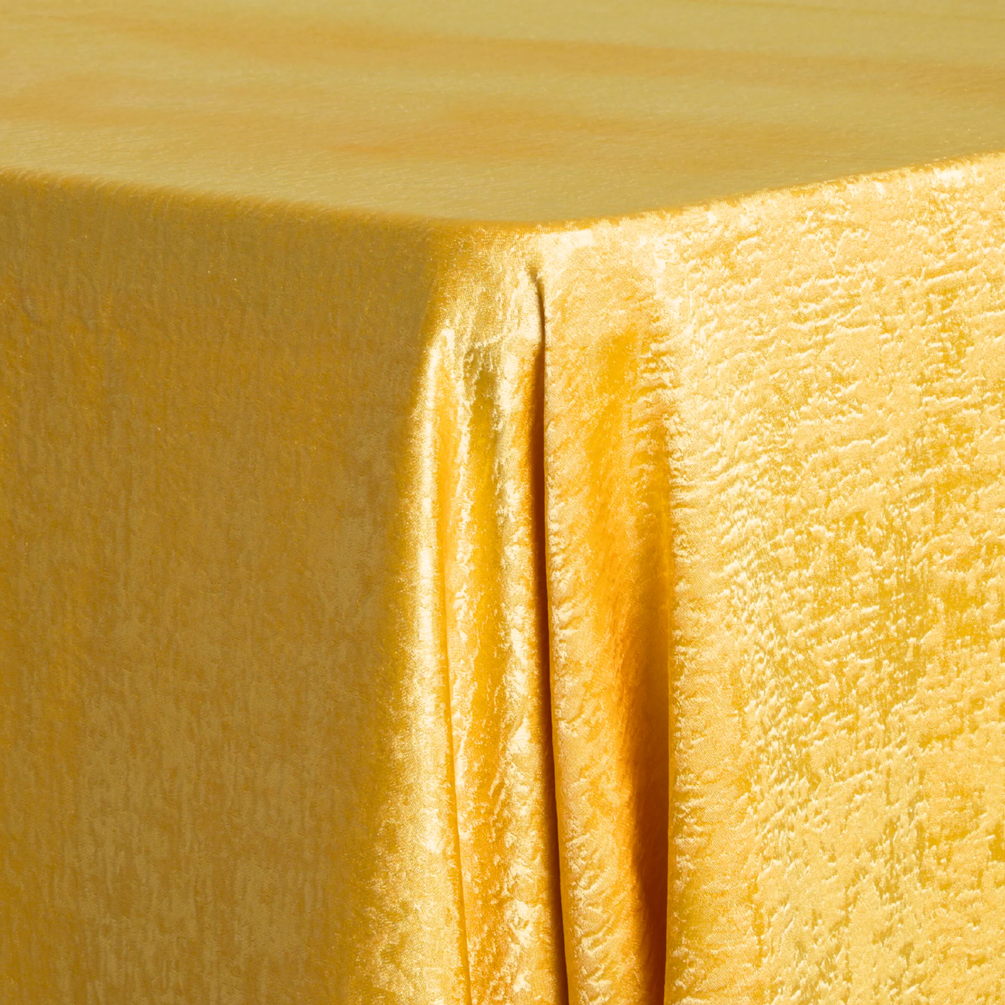 Crinkle Shimmer 90"x132" Rectangular Tablecloth - Gold - Image 2