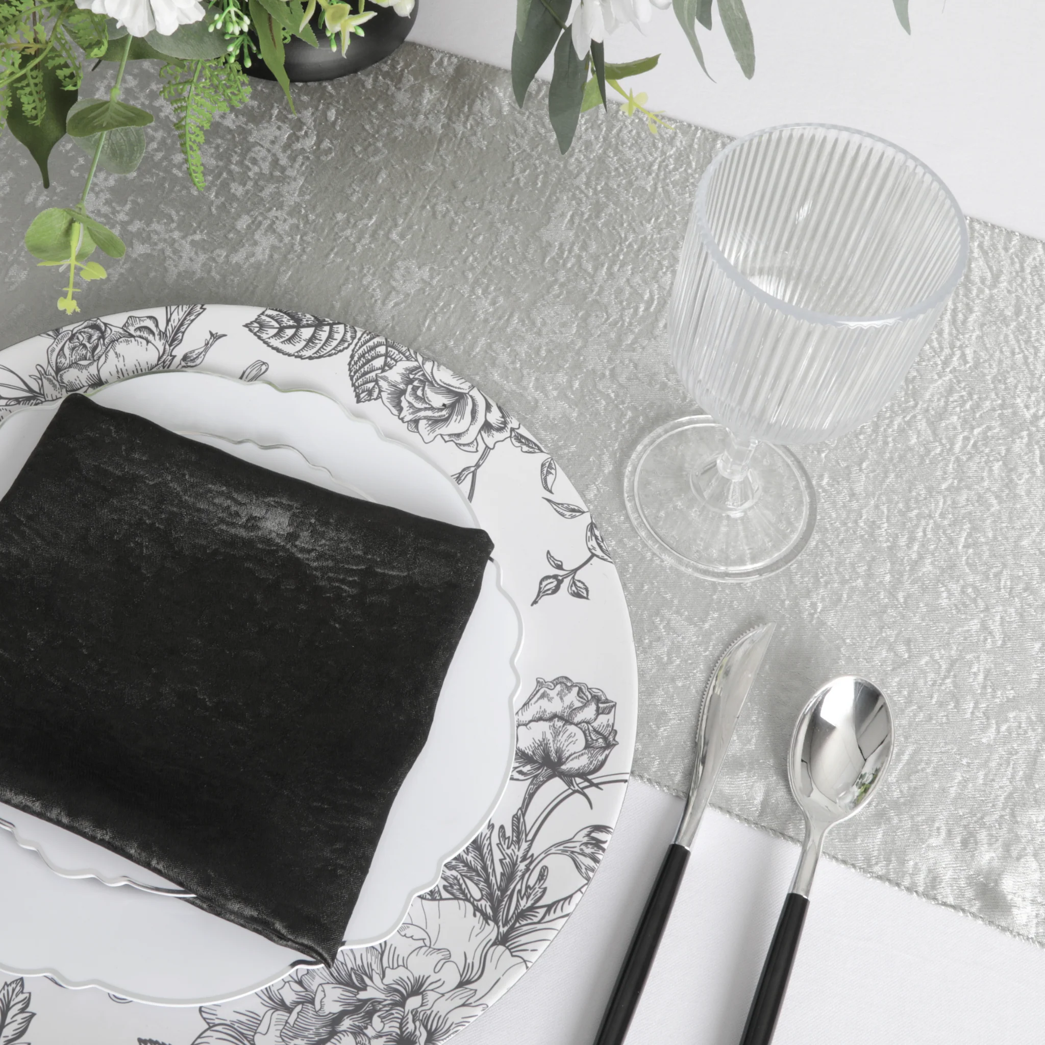 5 pcs/pk Crinkle Shimmer Napkin 20"x20" - Black - Image 4