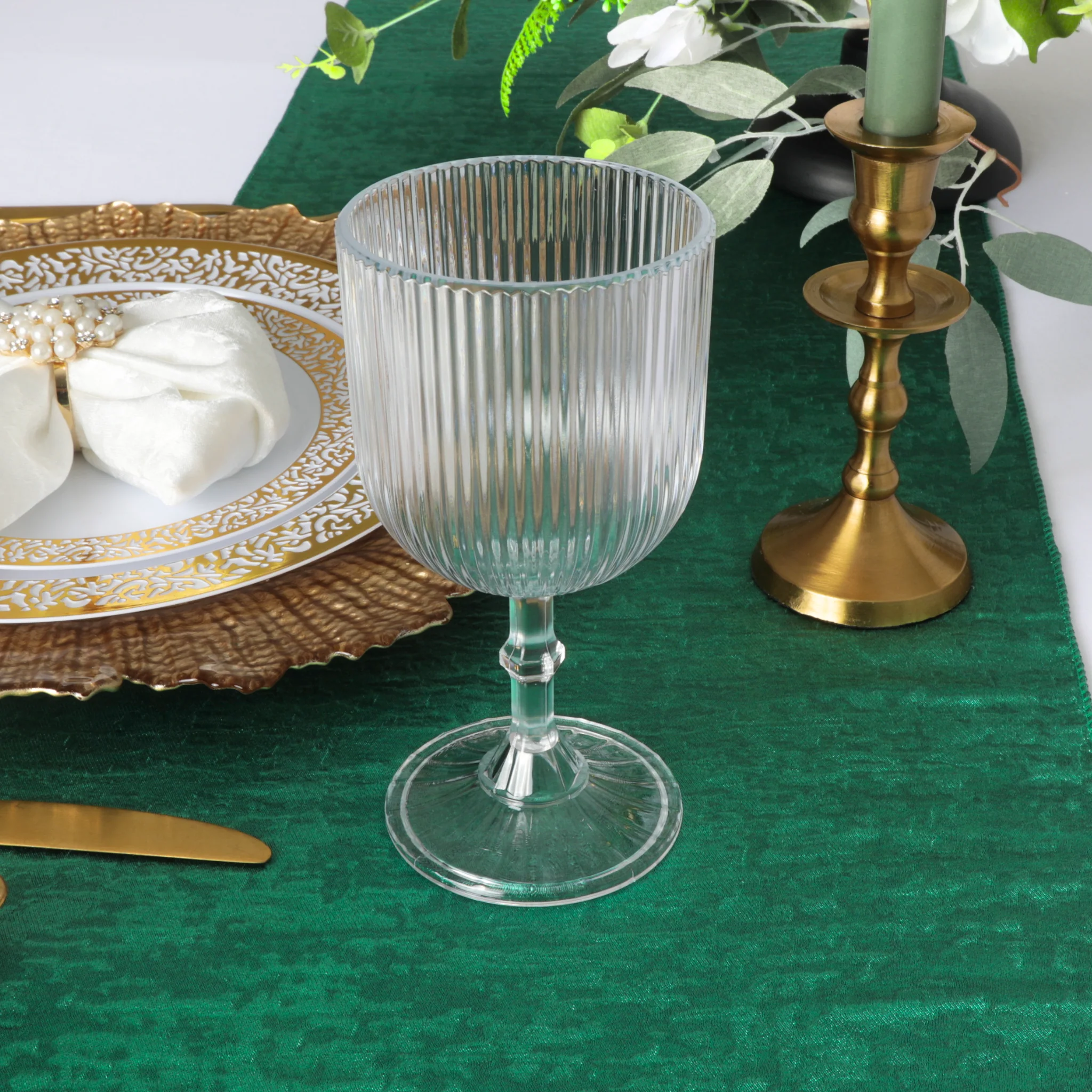 Crinkle Shimmer Table Runner - Emerald Green - Image 2