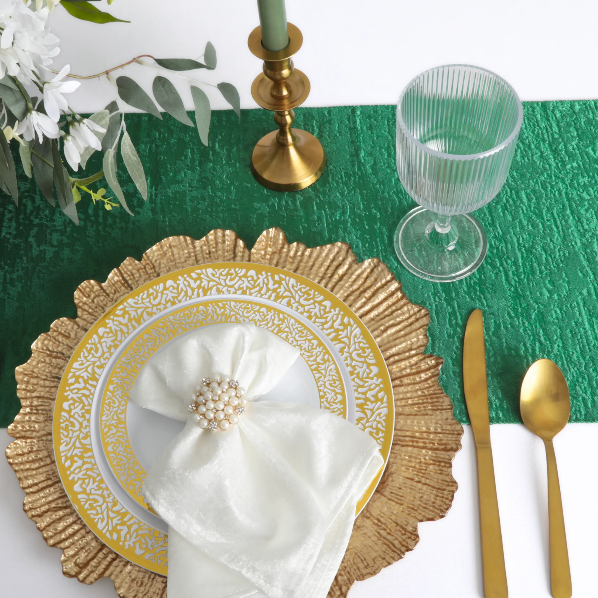 Crinkle Shimmer Table Runner - Emerald Green - Image 3
