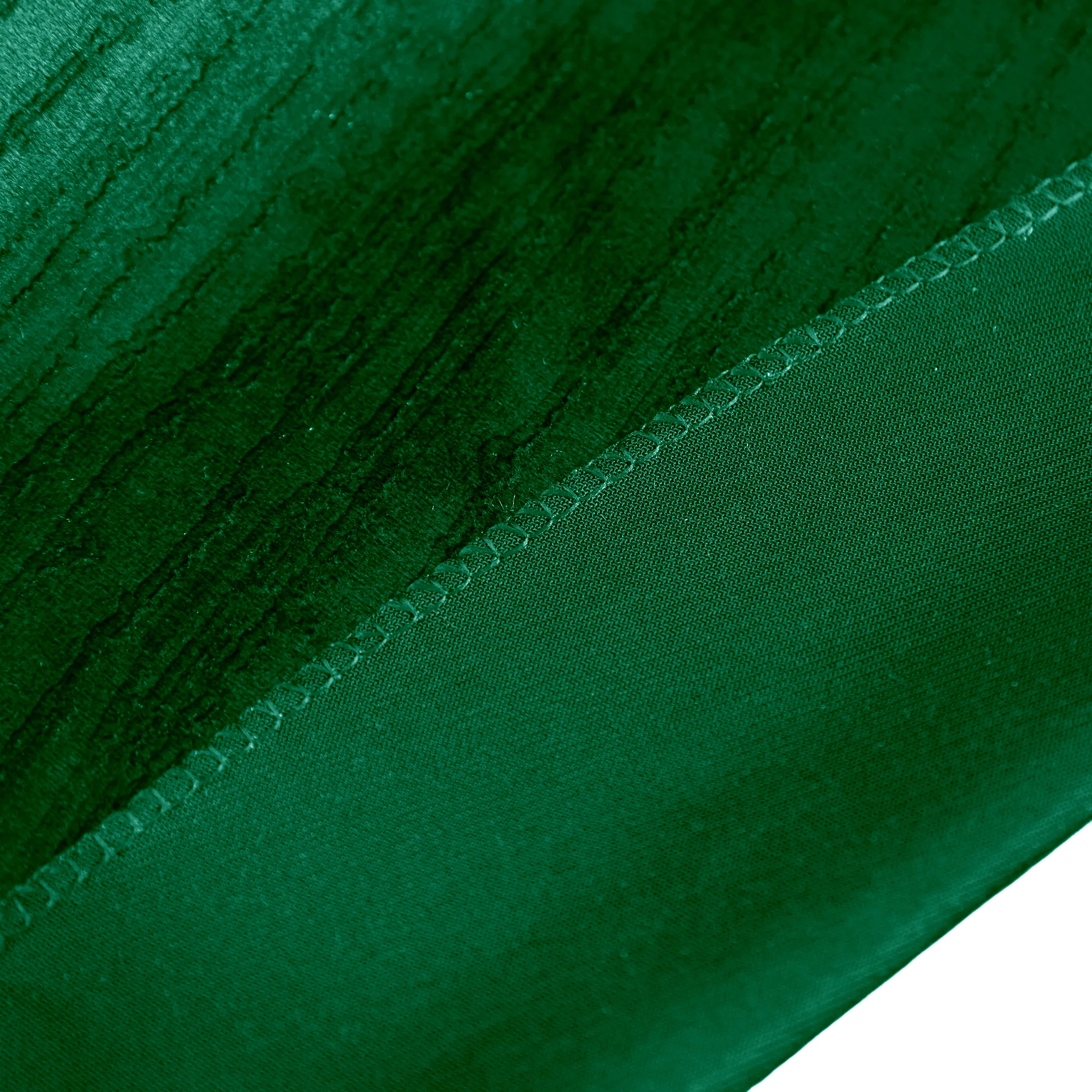 Crinkle Velvet 132" Round Tablecloth - Emerald Green - Image 6