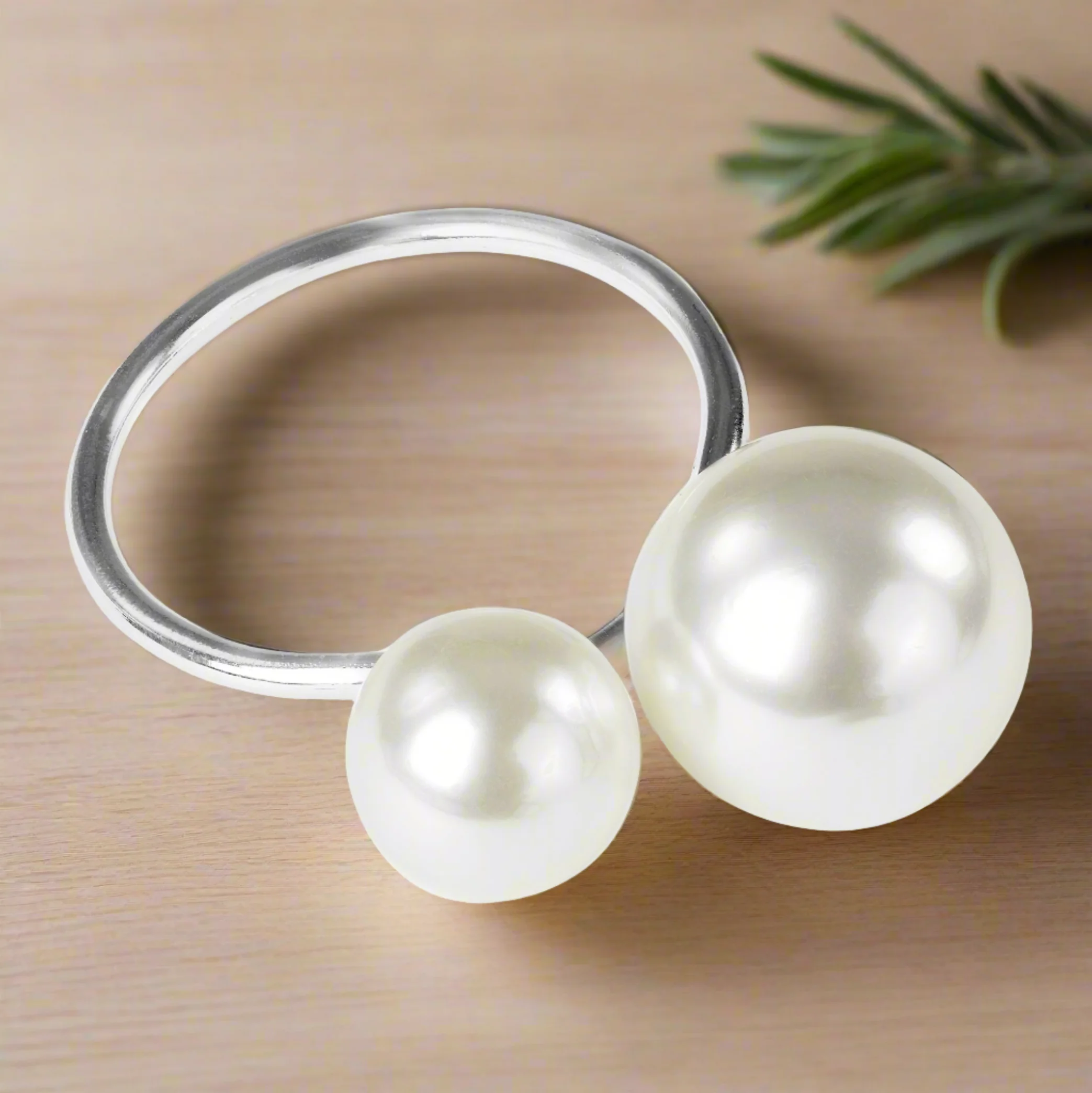 10 pc/pk Faux Pearl Napkin Ring - Silver - Image 3