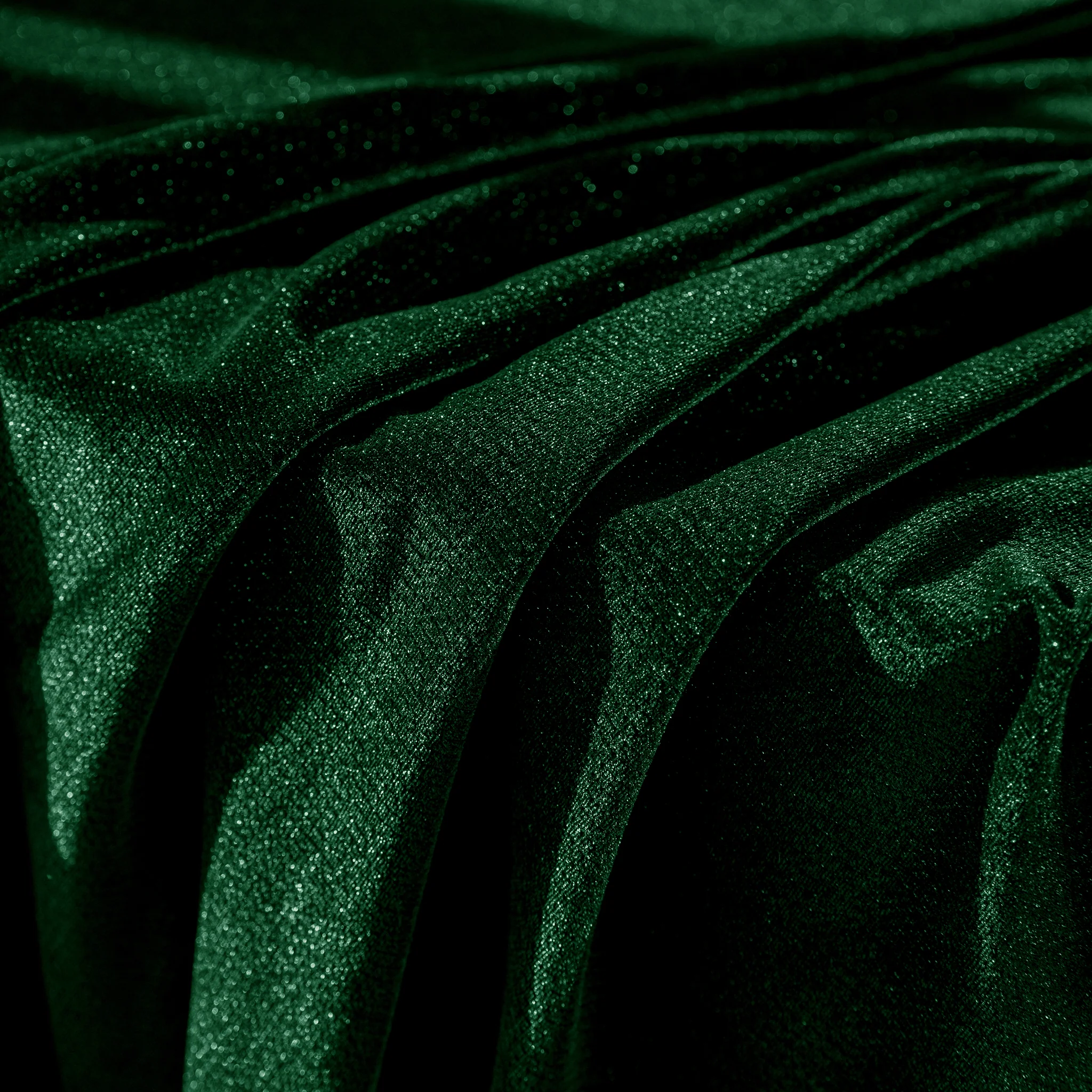 Glitter Velvet 132" Round Tablecloth - Emerald Green - Image 4