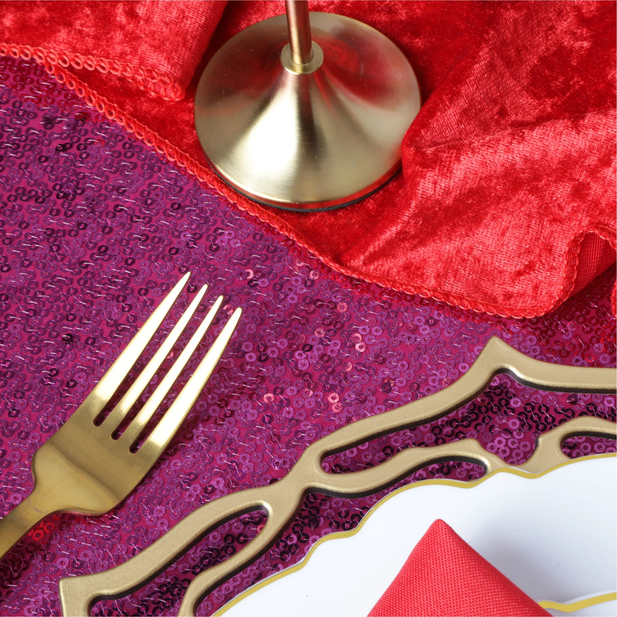 Glitz Sequin 90"x132" Rectangular Tablecloth - Magenta - Image 3