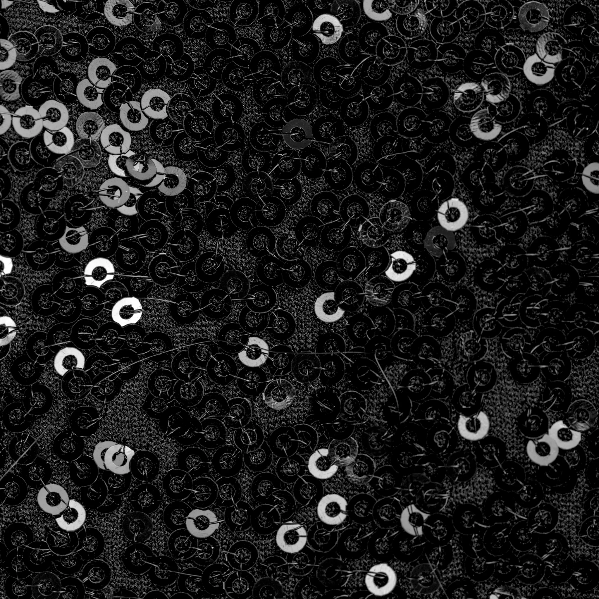 Glitz Sequin Spandex Cocktail Table Cover 30"-32" Round - Black - Image 3