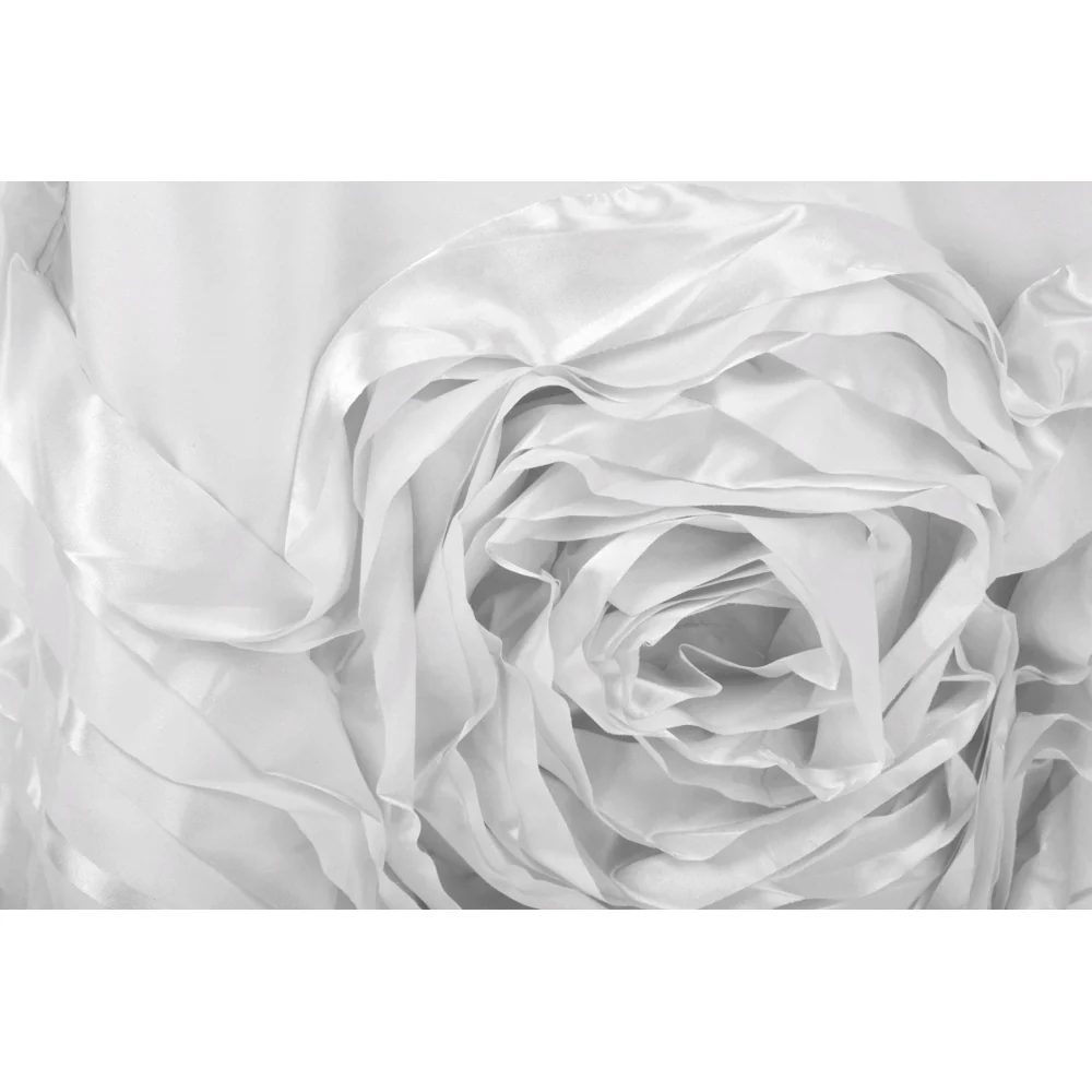 Large Rosette Flower Tablecloth 90"x132" Oblong Rectangular - White - Image 3