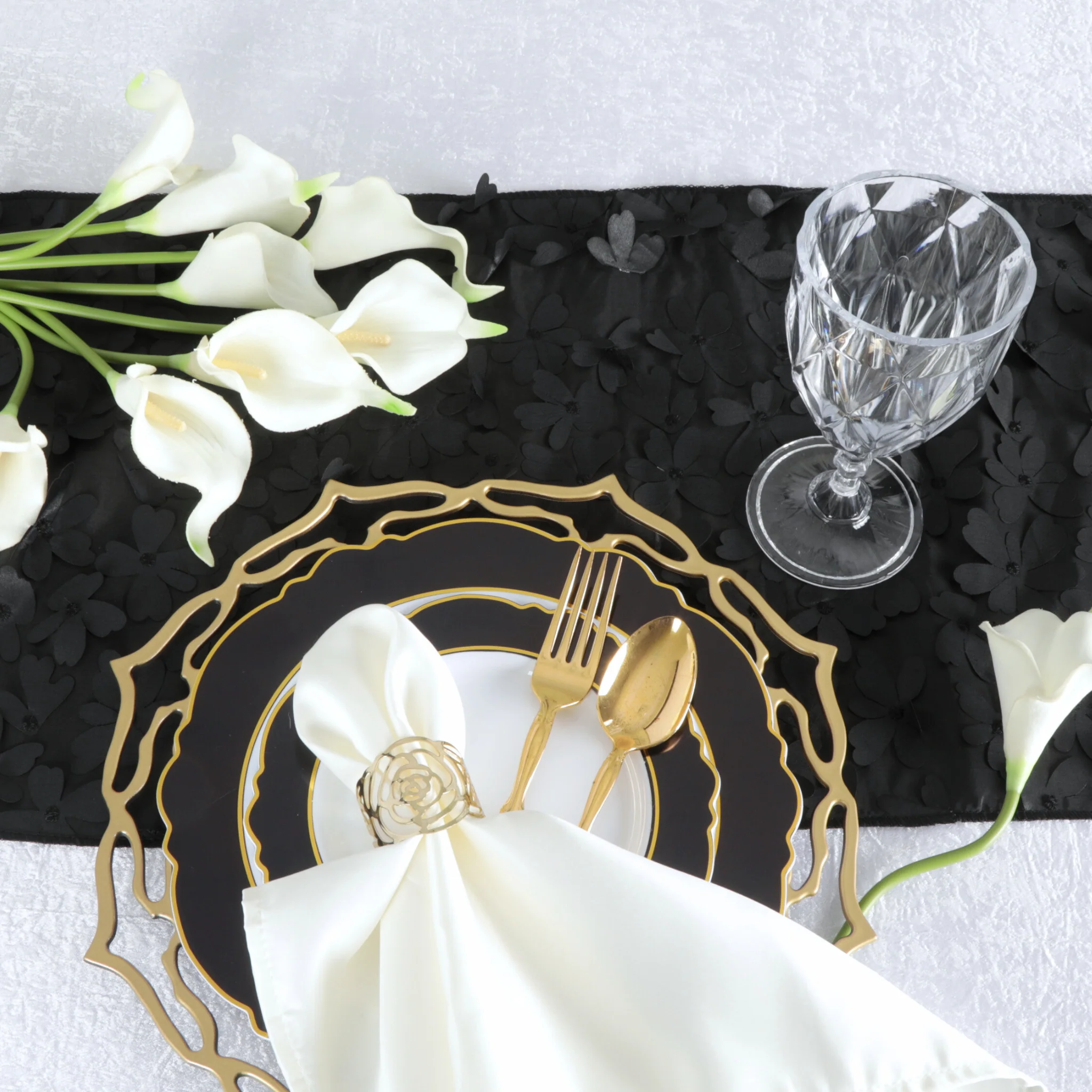 10 pc/pk Laser Cut Rose Metal Napkin Ring - Gold - Image 3