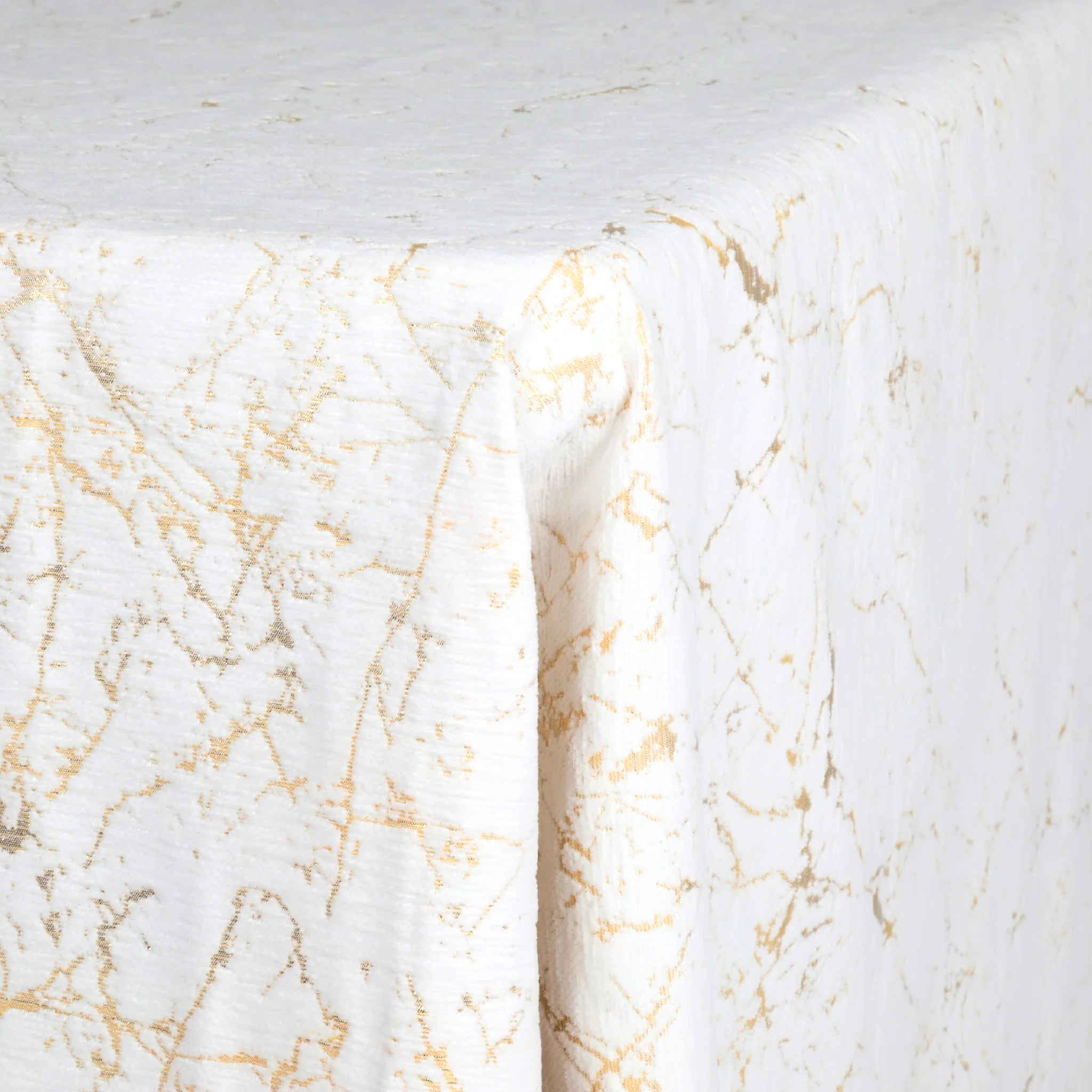 Marble Reversible Jacquard Tablecloth 90"x132" Rectangle  - Gold - Image 3