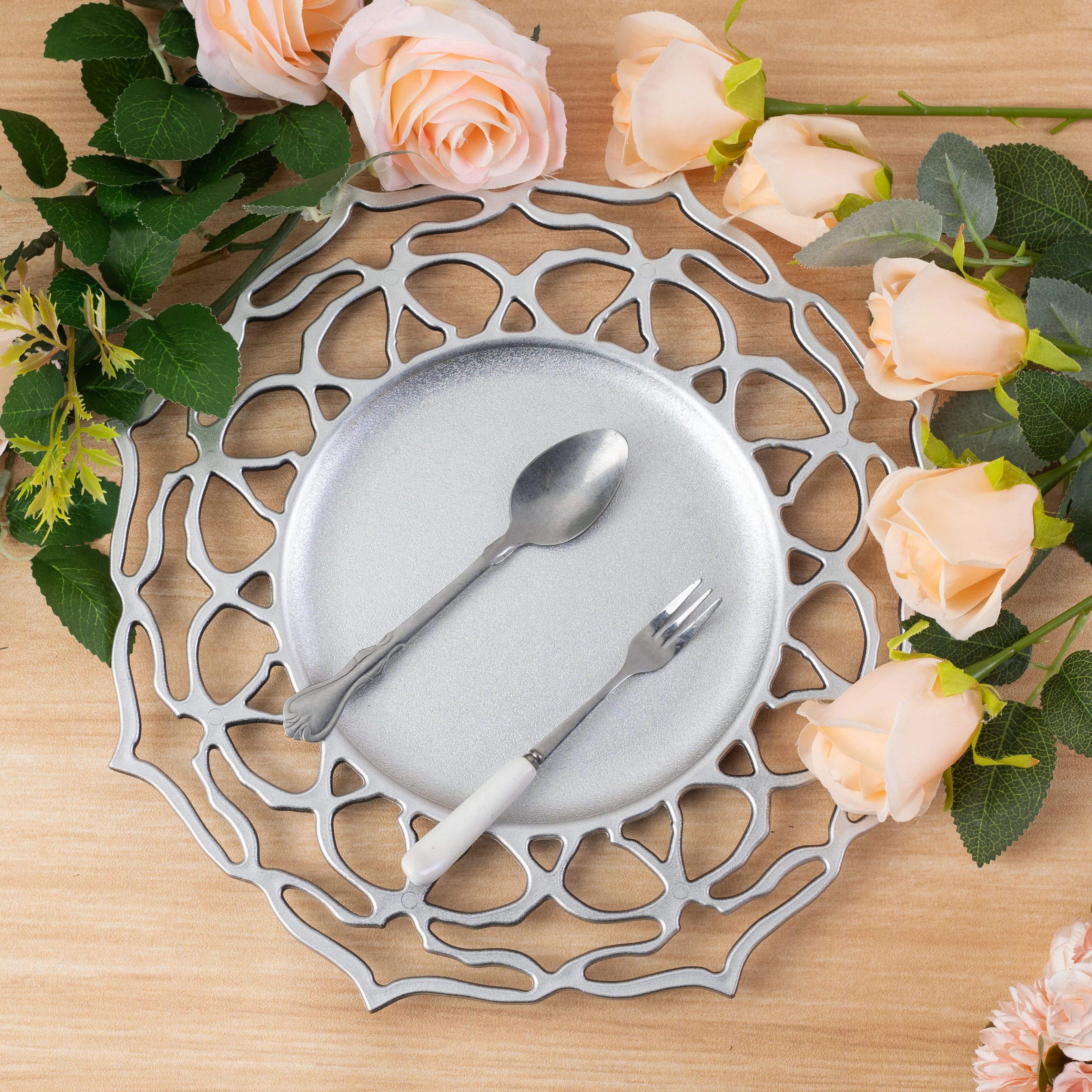Petal Edge Acrylic Charger Plate - Silver - Image 2