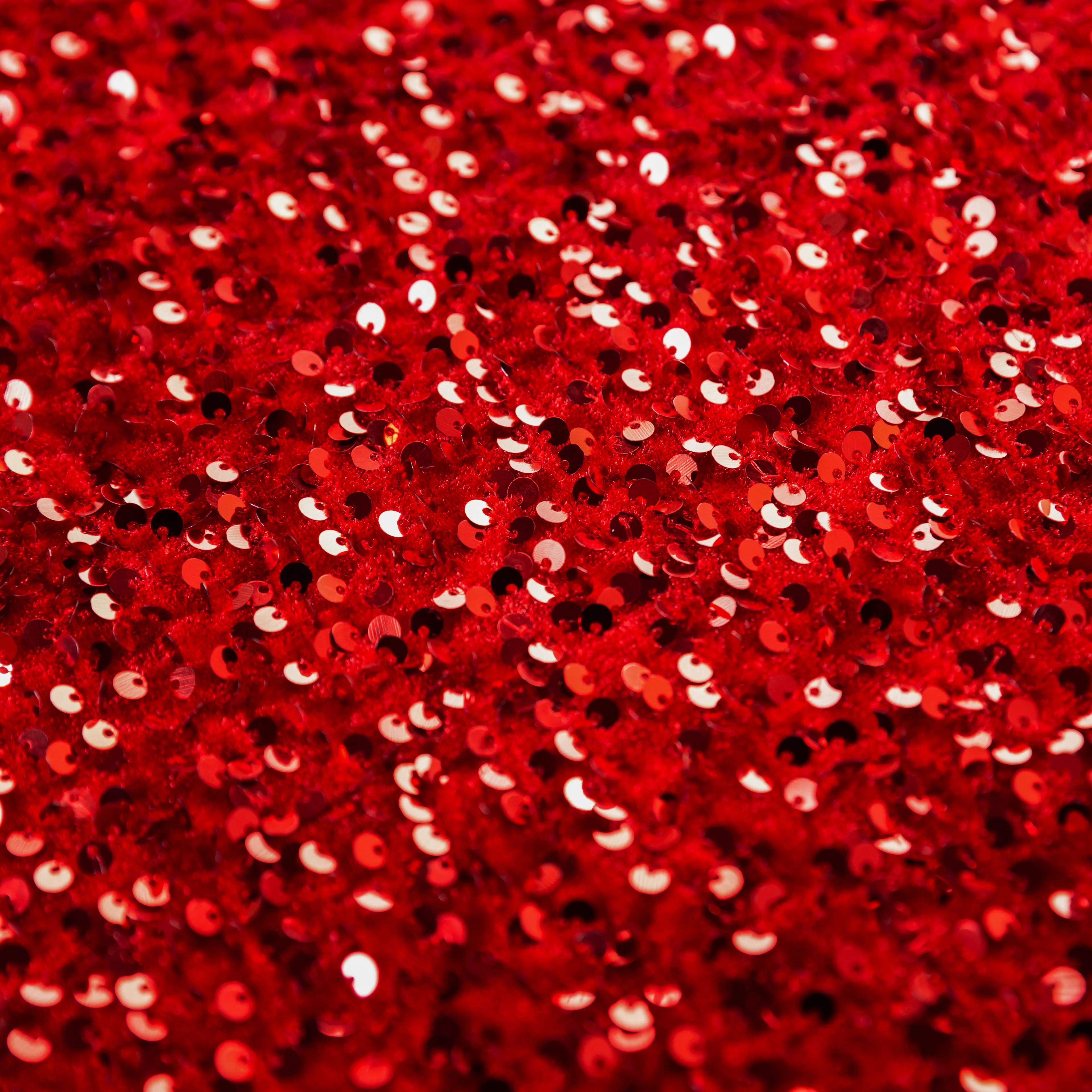 Sequin Velvet 132" Round Tablecloth - Red - Image 8
