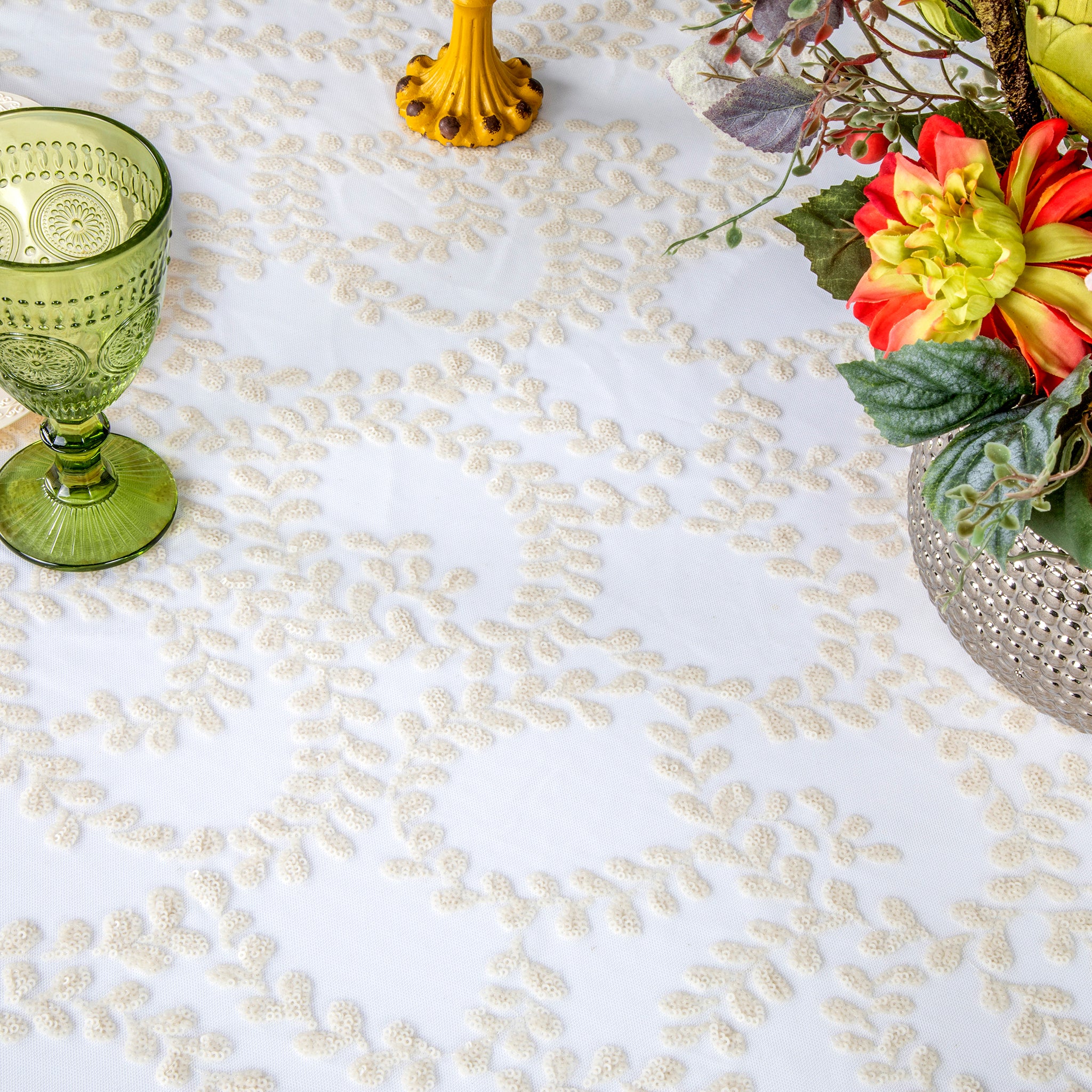Sequin Vine Tablecloth Overlay 120" Round - Light Ivory/Off White - Image 4