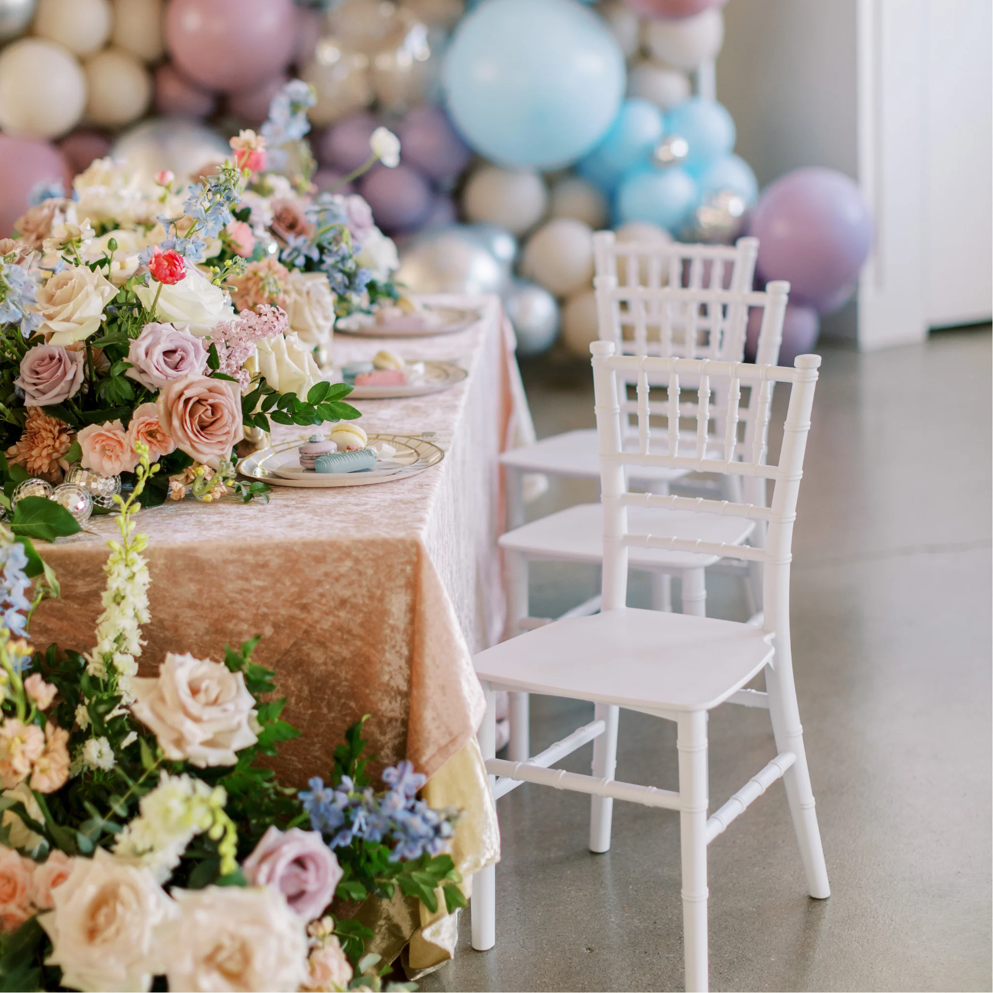Velvet 90"x132" Rectangular Tablecloth - Blush/Rose Gold - Image 4